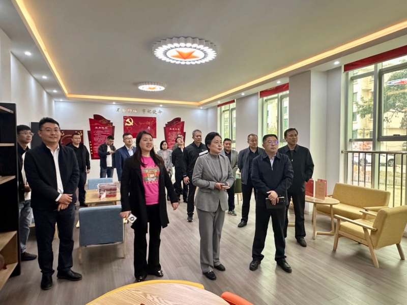 刘洪波到芝罘区调研人大代表工作